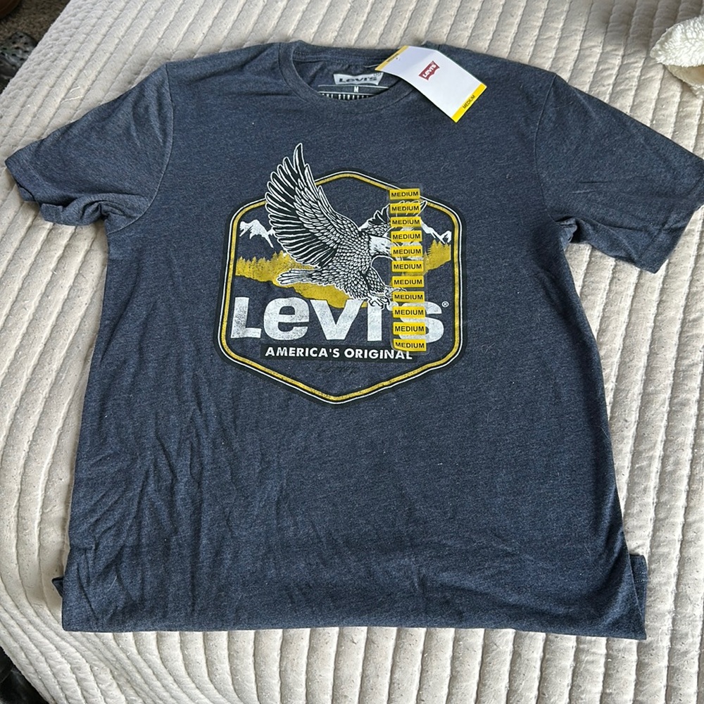 Levi T